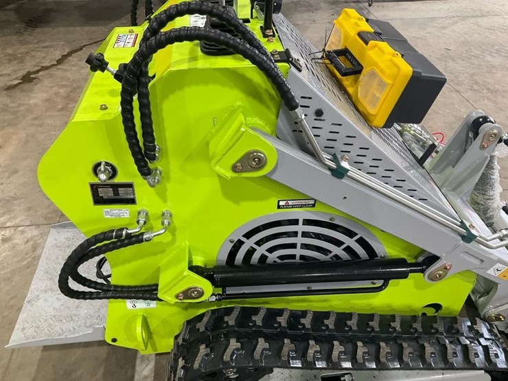 #1010-•-new-landhero-mini-skid-steer-image-9