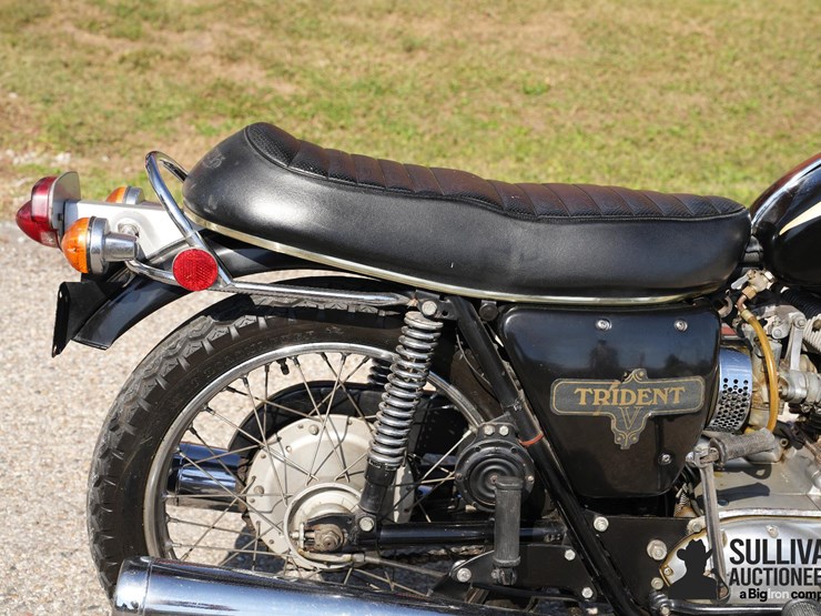 run-#30---1971-triumph-trident-t-150-image-15