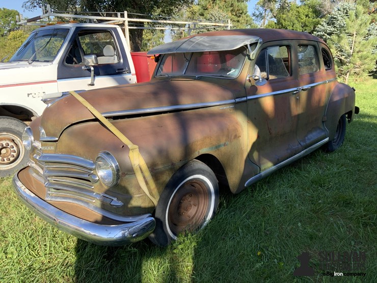 1947-plymouth-special-deluxe-car-image-1