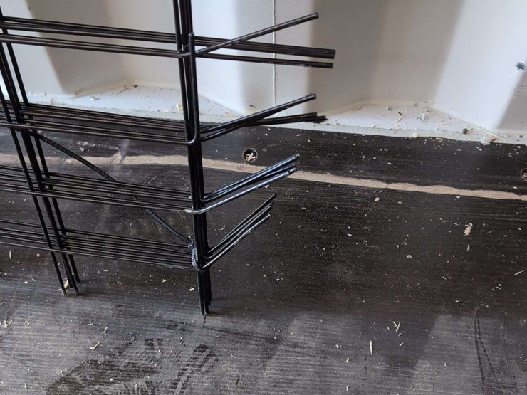 15-pieces---kj-powder-coated-black-wire-mesh---3.1-ft-(h)-x-4.5-ft-(l)-image-5