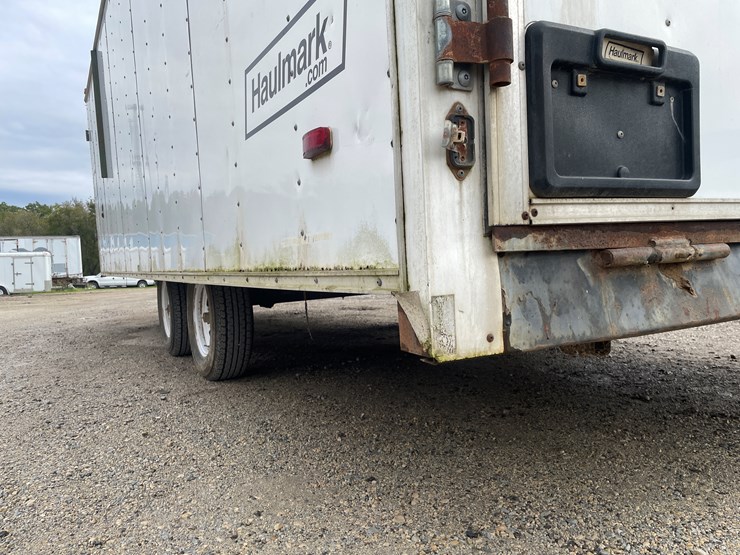 #612-•-haulmark-tandem-axle-enclosed-snowmobile-trailer-(no-title)-(fort-atkinson,-wi)-image-23