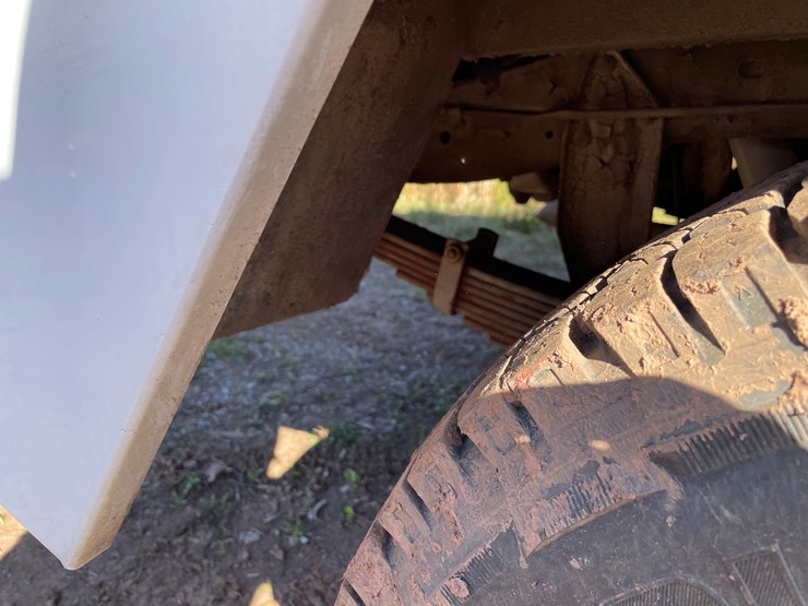 #516-•-1984-chevy-d350-4x4-pickup-(title-in-delay)-(wakefield,-mi)-image-32