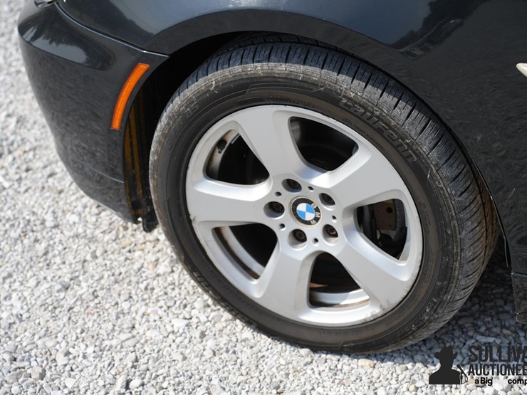run-#18---2007-bmw-535x-station-wagon-image-13