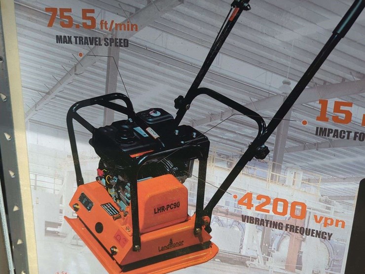 (1)-landhonor-heavy-duty-plate-compactor---6.5-hp-engine-image-2