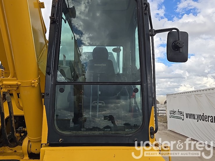 2023-komatsu-pc490-lc-11-image-51