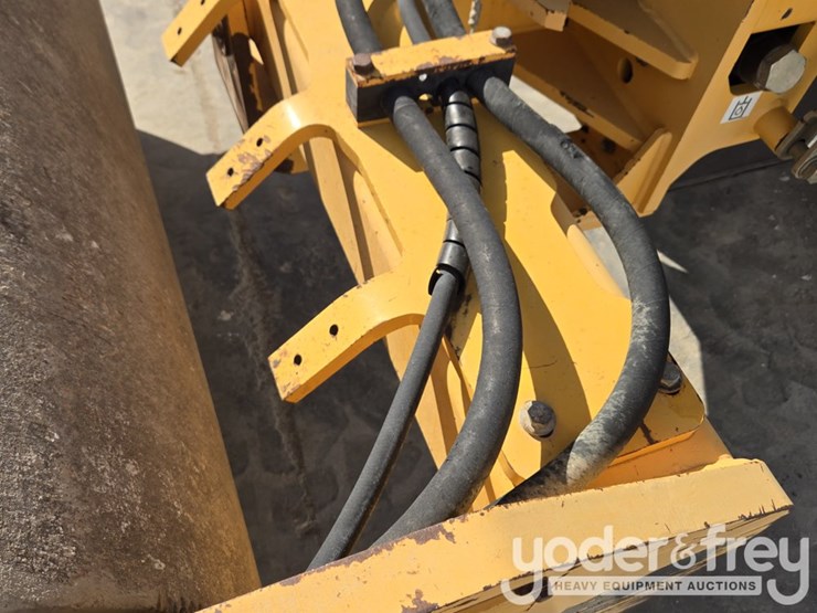 2018-volvo-sd75b-image-13