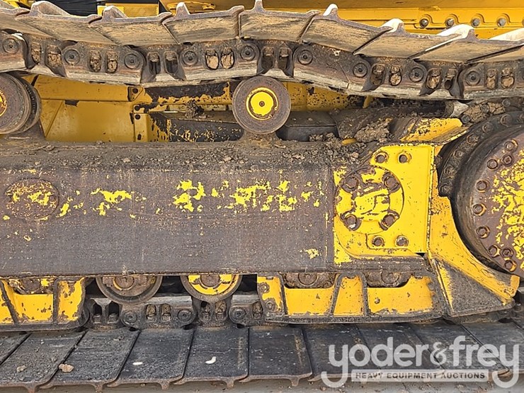 2022-komatsu-d71pxi-24-image-18