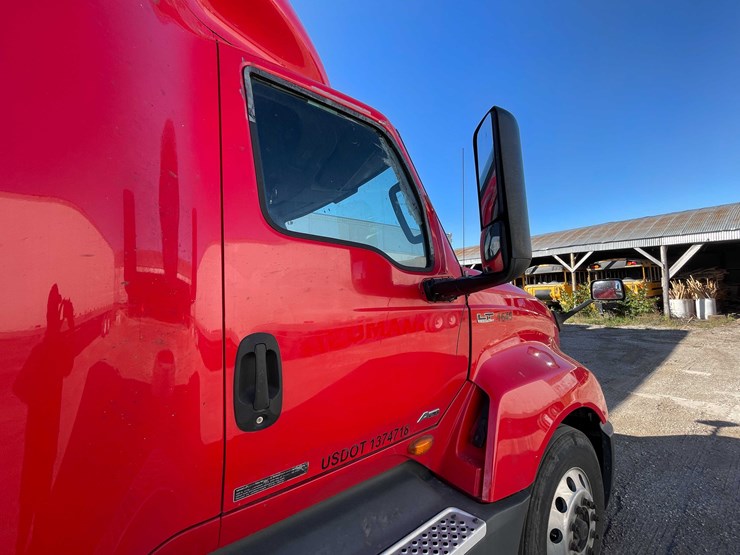 #400-•-2018-international-semi-tractor-(has-wi-title)-(denmark,-wi)-image-22