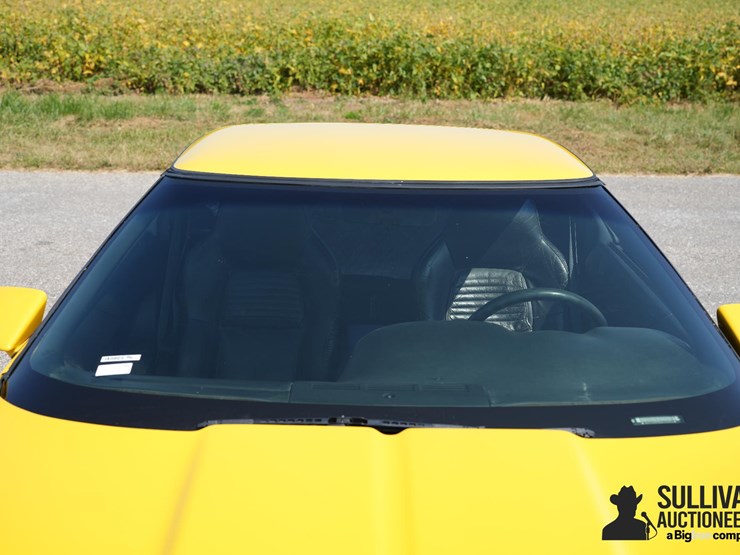 run-#121---1995-chevrolet-corvette-coupe-image-11