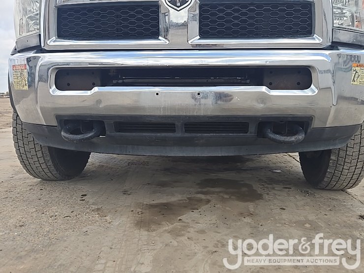 2015-dodge-ram-5500-image-9