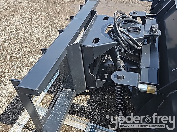 unused-jct-84"-snow/-dozer-blade-to-suit-skidsteer-image-10