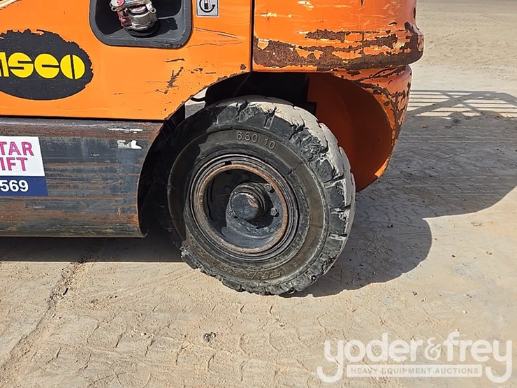 2012-doosan-g25p-5-image-24