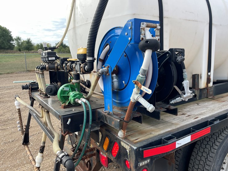 #408-•-2012-kenworth-flatbed-truck-with-water-tank-(has-mn-title-in-delay)-(princeton,-mn)-image-22