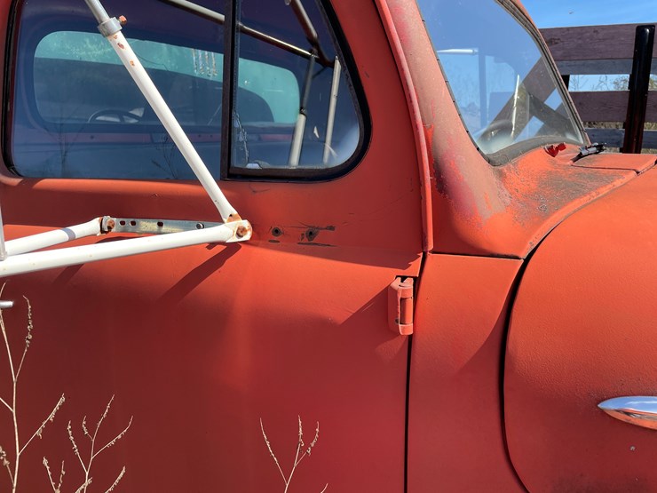 #424-•-vintage-ford-1-1/2-ton-single-axle-dump-truck-(no-title)-(houghton,-mi)-image-40