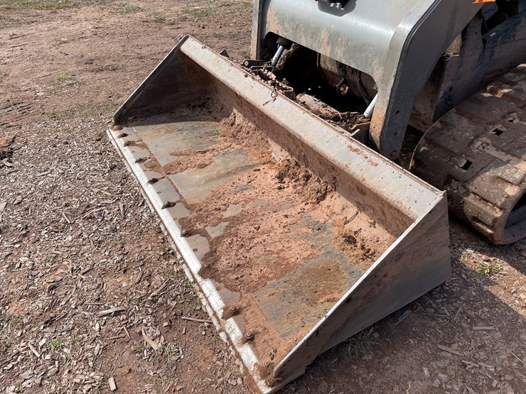 2010-caterpillar-289c-image-49