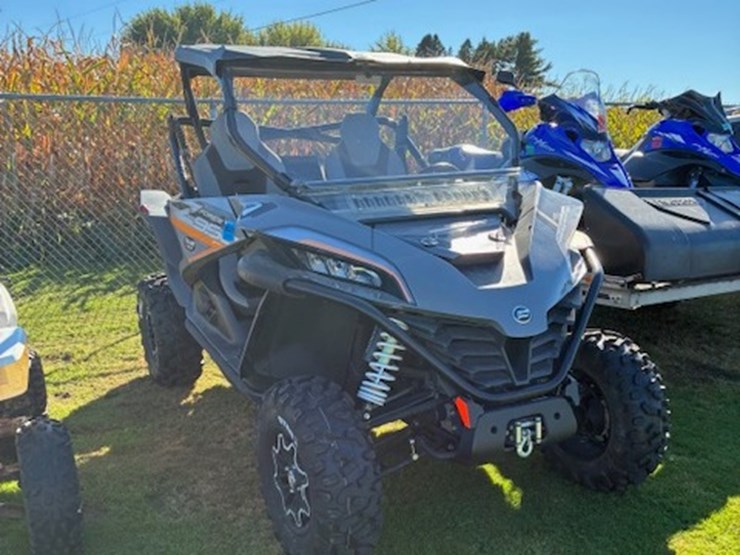 #704-•-2021-cf-moto-z-force-side-by-side-(clintonville,-wi)-image-1