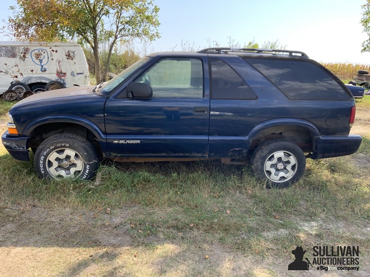1999-chevrolet-blazer-image-8