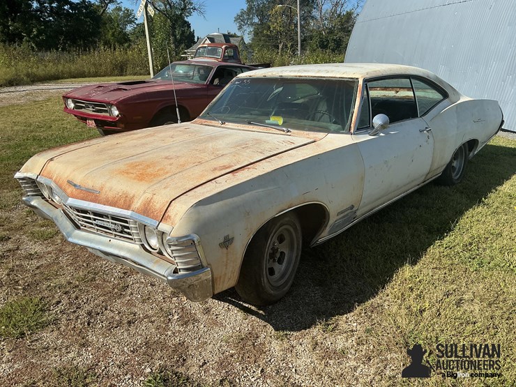 1967-chevrolet-impala-ss-collector-car-image-1