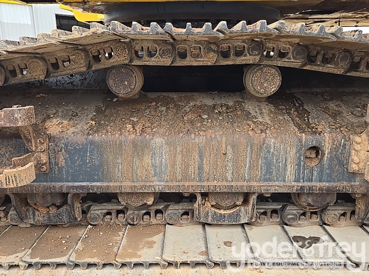2023-komatsu-pc490-lc-11-image-32
