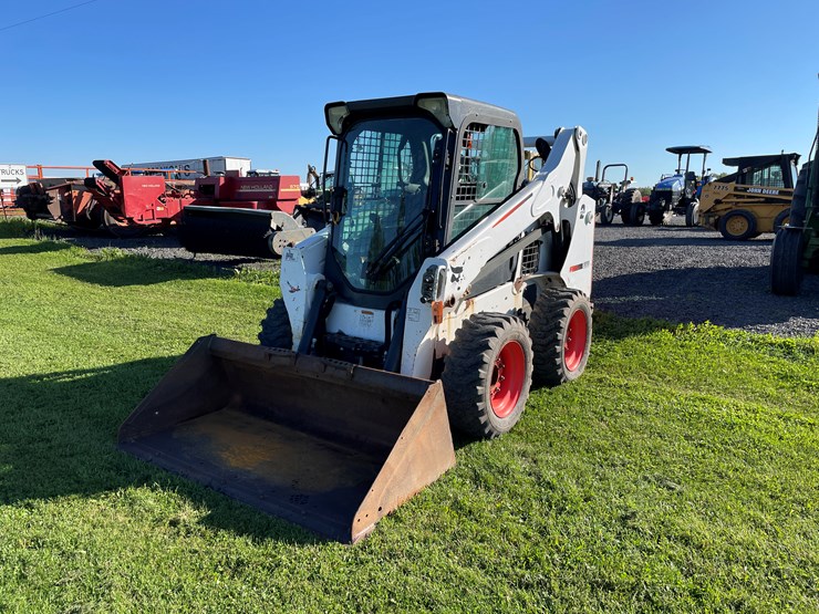 2015-bobcat-s570-image-1
