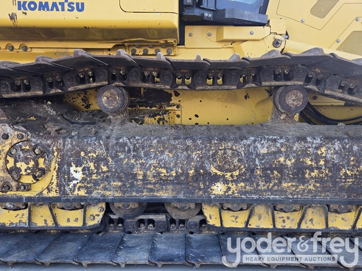 2020-komatsu-d61pxi-24-image-17