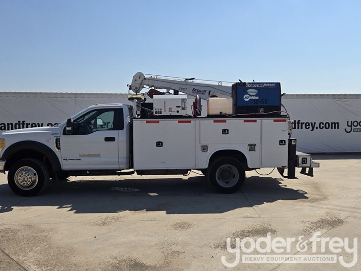2017-ford-f550-image-4