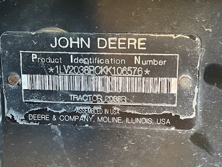 2019-john-deere-2038r-image-49