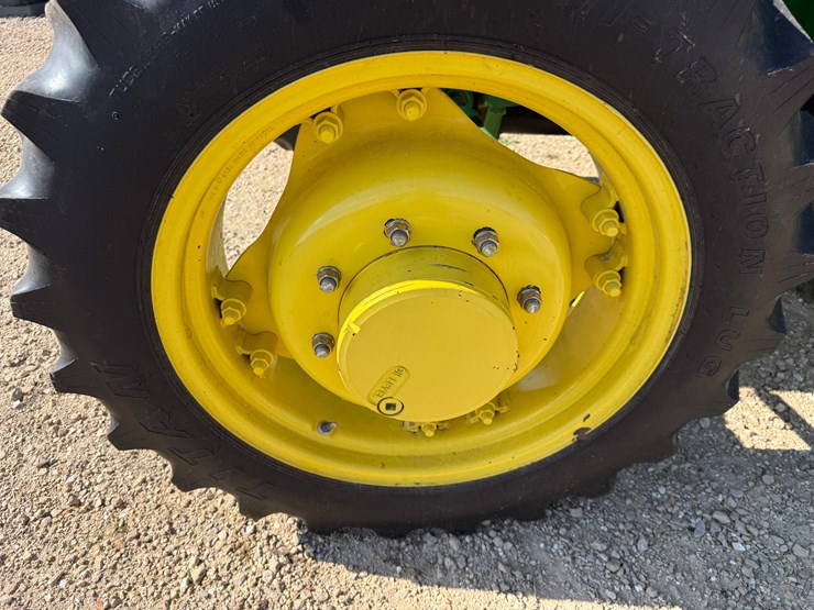 john-deere-5075e-image-24