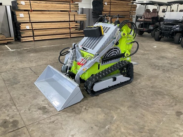 #1010-•-new-landhero-mini-skid-steer-image-1
