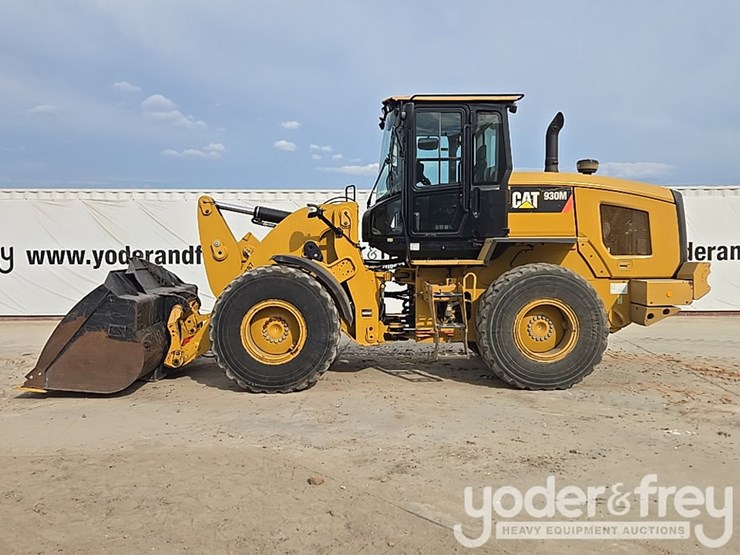 2020-caterpillar-930-image-54