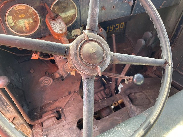 #426-•-vintage-ford-1-1/2-ton-single-axle-dump-truck-(no-title)-(houghton,-mi)-image-52