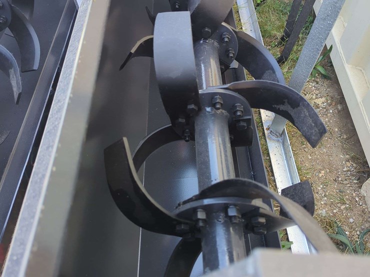 (1)-wolverine-72"-skid-steer-tiller---tl-12-72w-image-2