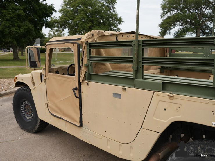 run-#17---2011-am-general-humvee-4x4-personnel-carrier-image-19