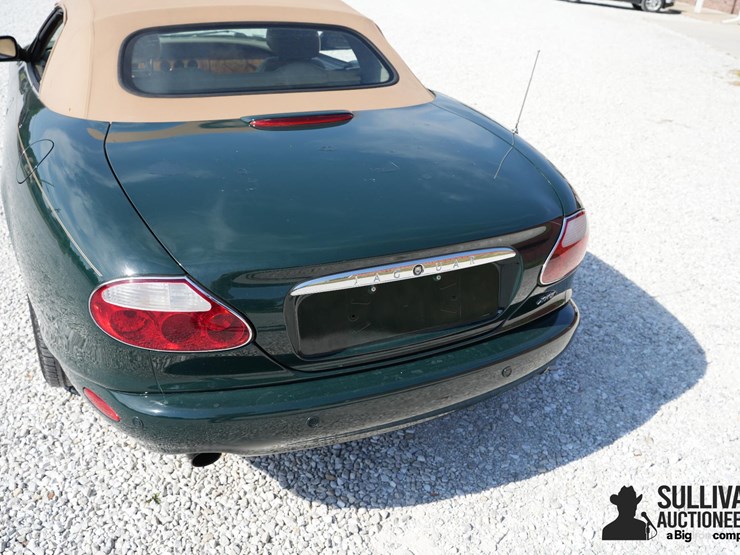 run-#11---2001-jaguar-xk8-convertible-image-18