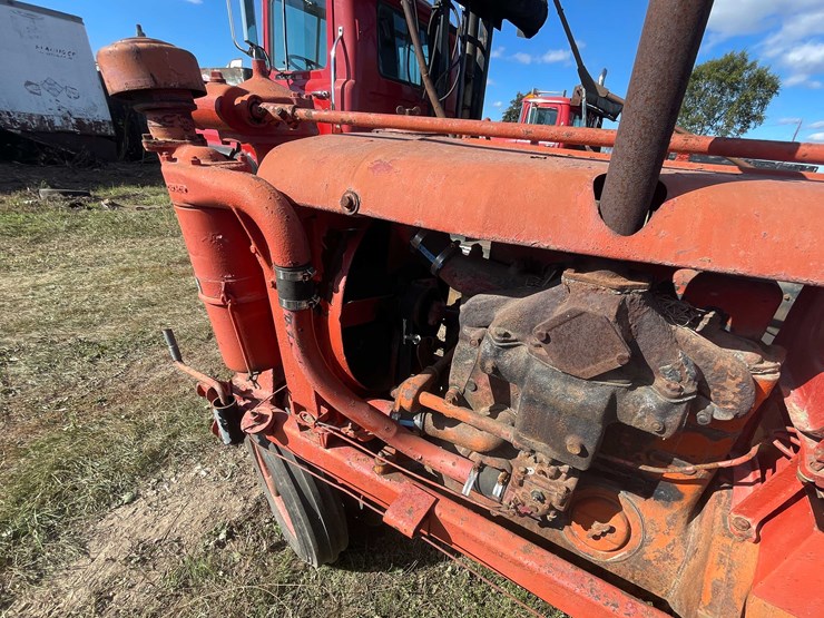 #228-•-mccormick-deering-f-20-farmall-tractor-(reedsville,-wi)-image-12