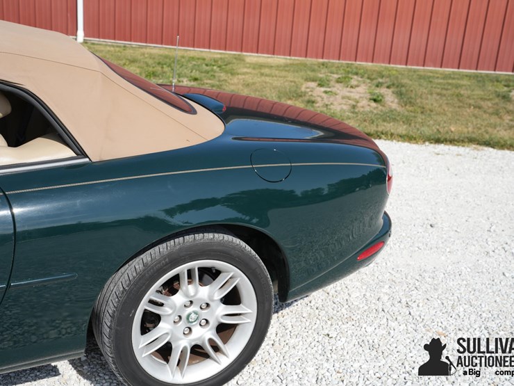 run-#11---2001-jaguar-xk8-convertible-image-15