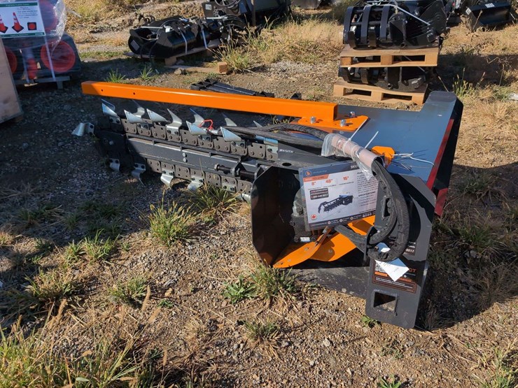 (1)-wolverine-skid-steer-trencher---tcr-12-48h-image-6