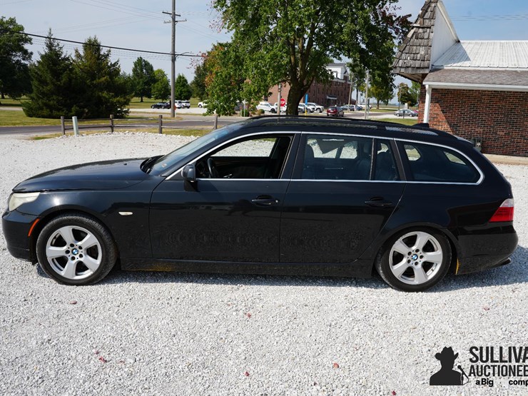 run-#18---2007-bmw-535x-station-wagon-image-8