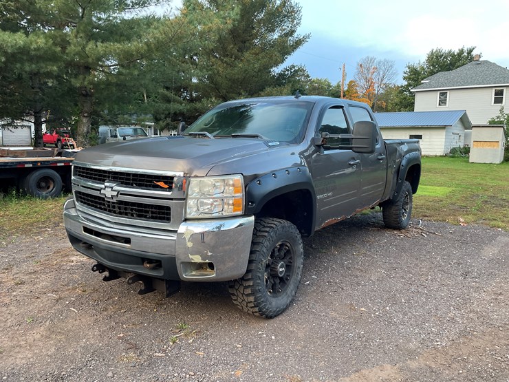 #504-•-2007-chevy-silverado-2500hd-4x4-crew-cab-pickup-(has-mi.-title)-(title-in-delay)-(ironwood,-mi)-image-1