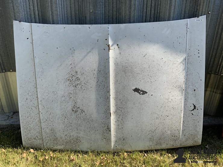 1982-chevrolet-pickup-hood-image-2