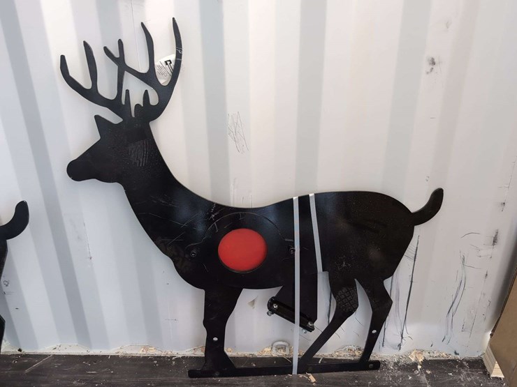 outdoor-metal-target---4'-x-3.5'---deer-image-1
