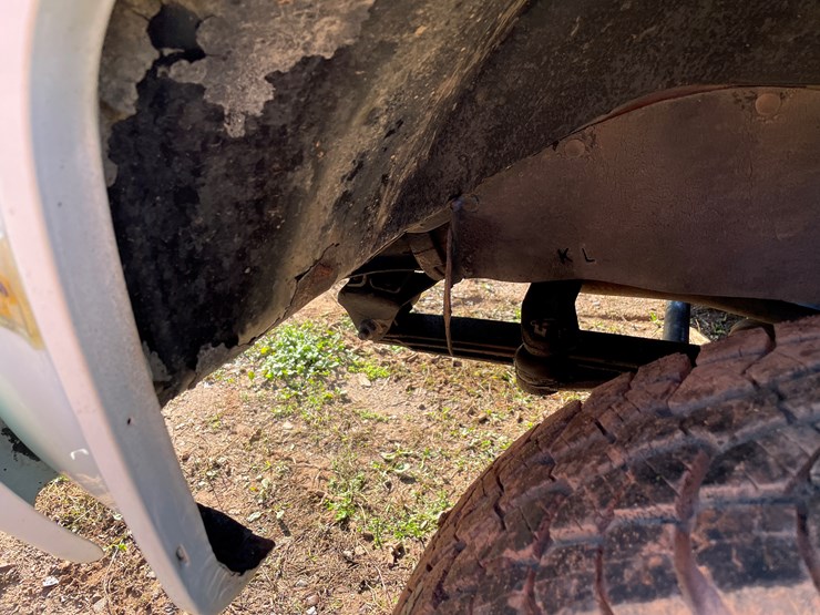 #516-•-1984-chevy-d350-4x4-pickup-(title-in-delay)-(wakefield,-mi)-image-10