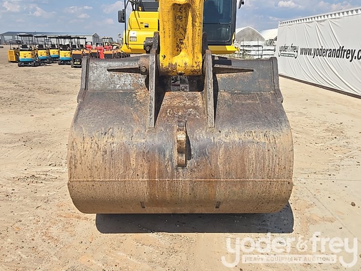 2022-komatsu-pc490-lc-11-image-12