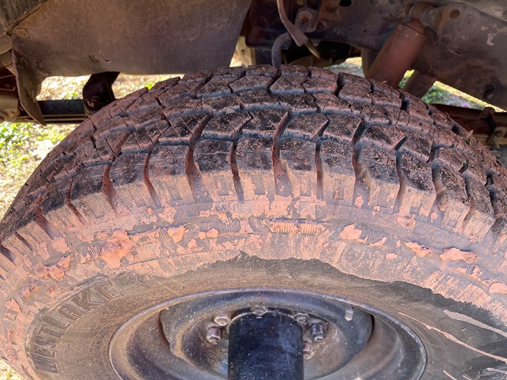 #516-•-1984-chevy-d350-4x4-pickup-(title-in-delay)-(wakefield,-mi)-image-16