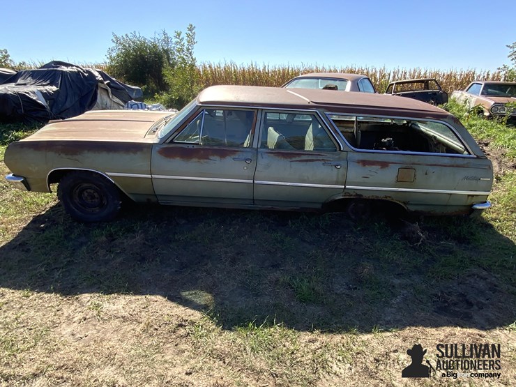 1965-chevrolet-malibu-wagon-image-8