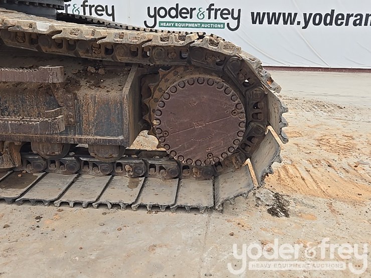2023-komatsu-pc490-lc-11-image-38