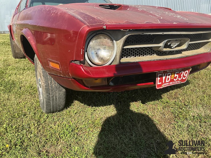 1971-ford-mustang-fastback-collector-car-image-18