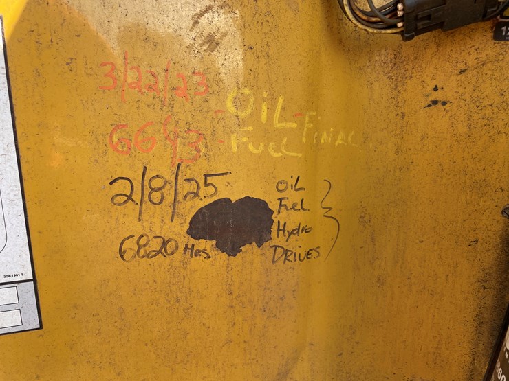 2010-caterpillar-289c-image-12