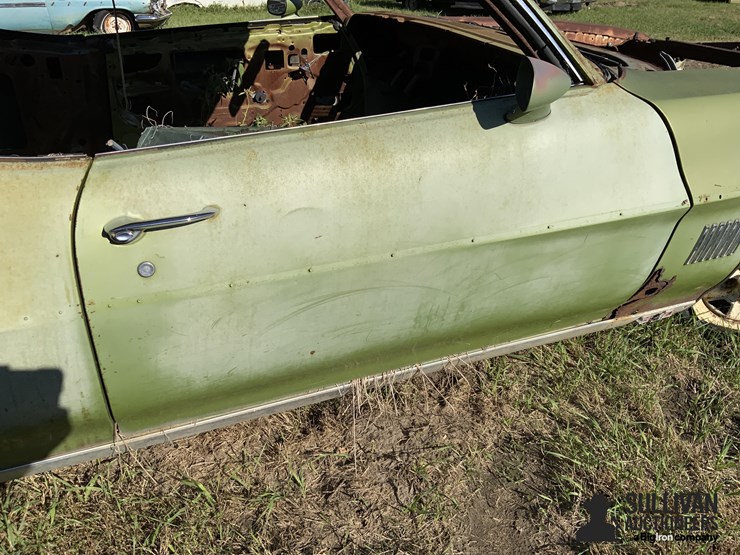 1971-pontiac-lemans-sport-2-dr.-hardtop-image-10