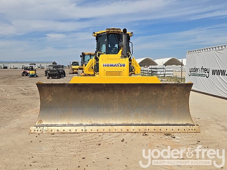 2022-komatsu-d71pxi-24-image-9